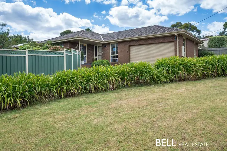 2 Pearl Place, Ferntree Gully VIC 3156
