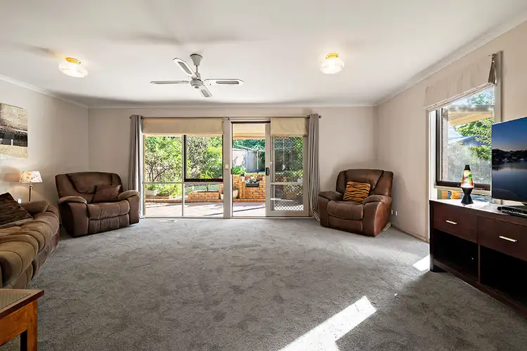 Second view of Homely house listing, 5 Dendaryl Drive, Bundoora VIC 3083