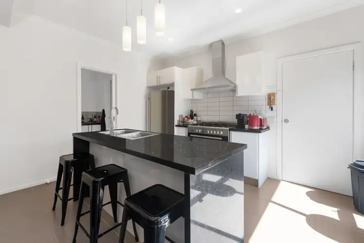 Second view of Homely unit listing, 2/7 Canterbury Road, Montrose VIC 3765