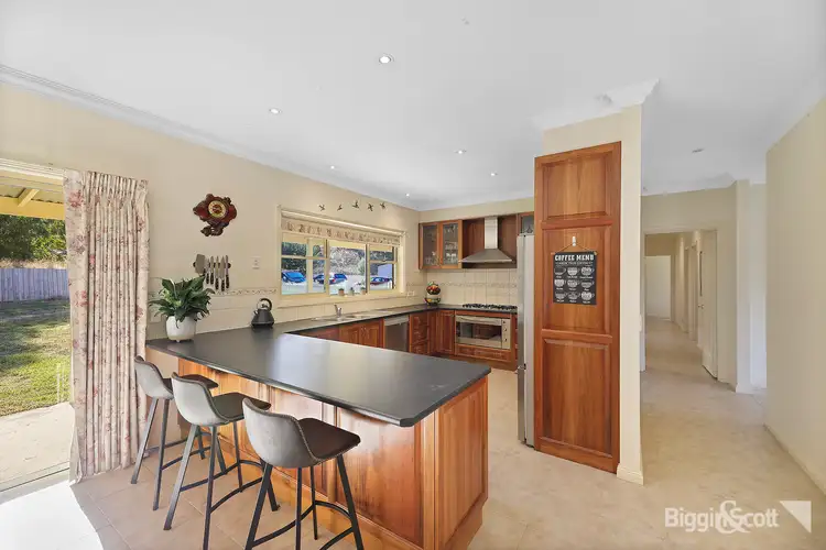Fifth view of Homely house listing, 17 Robin Hood Way, Drouin VIC 3818