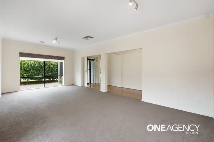 Sixth view of Homely house listing, 10 Carlyon Close, Melton West VIC 3337