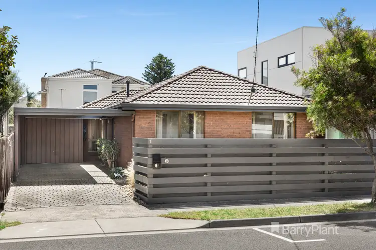1 Newberry Avenue, Bonbeach VIC 3196