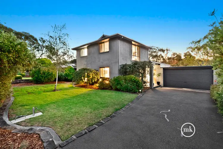 25 Coolabah Drive, Eltham VIC 3095