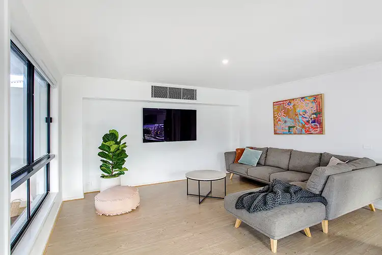 Fifth view of Homely house listing, 124 Bensonhurst Parade, Point Cook VIC 3030