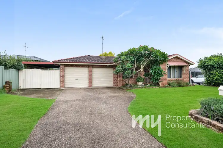 3 Crommelin Crescent, St Helens Park NSW 2560