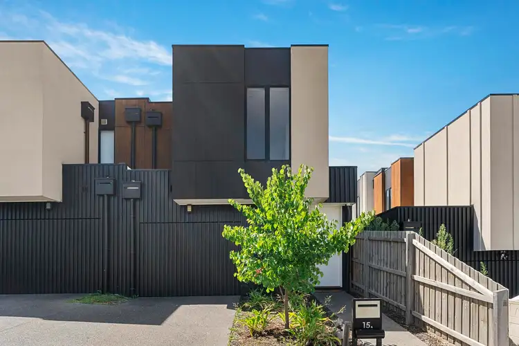 15A Henry Street, Doncaster VIC 3108