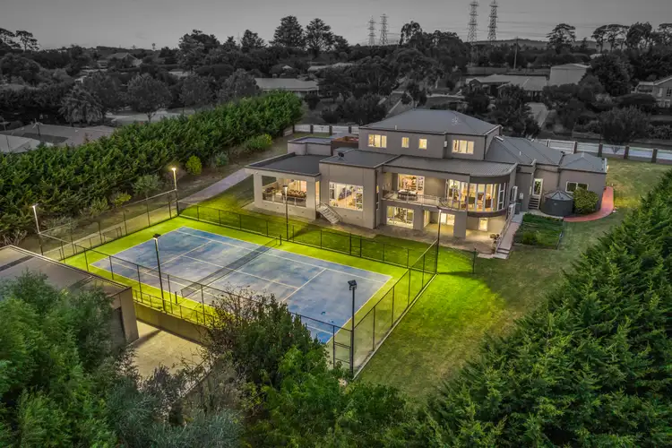 21-22 Hilton Court, Narre Warren North VIC 3804