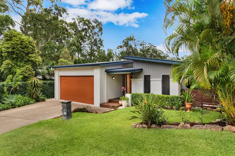 25 Lomandra Place, Chapel Hill QLD 4069