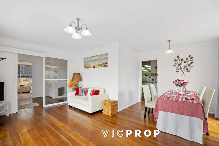 Fourth view of Homely house listing, 9 Tennyson Court, Mulgrave VIC 3170