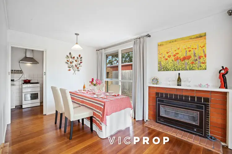 Sixth view of Homely house listing, 9 Tennyson Court, Mulgrave VIC 3170