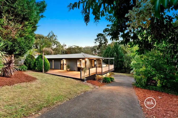 135 Thompson Crescent, Research VIC 3095