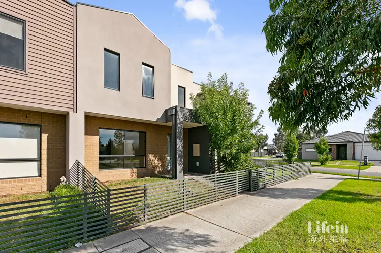 Main view of Homely townhouse listing, 39 Channel Walk, Craigieburn VIC 3064