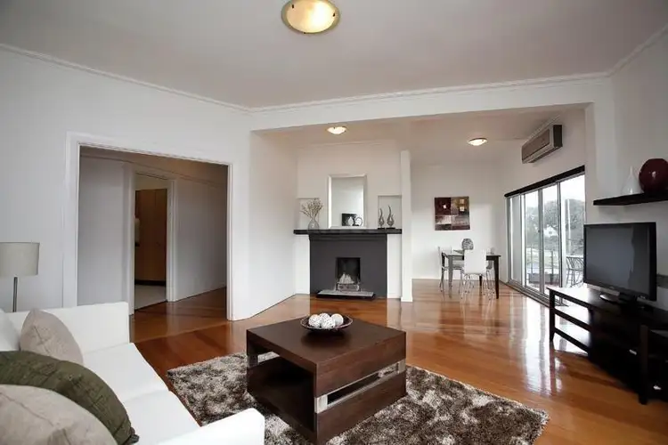 Main view of Homely apartment listing, 2/1 Ormond Esplanade, Elwood VIC 3184