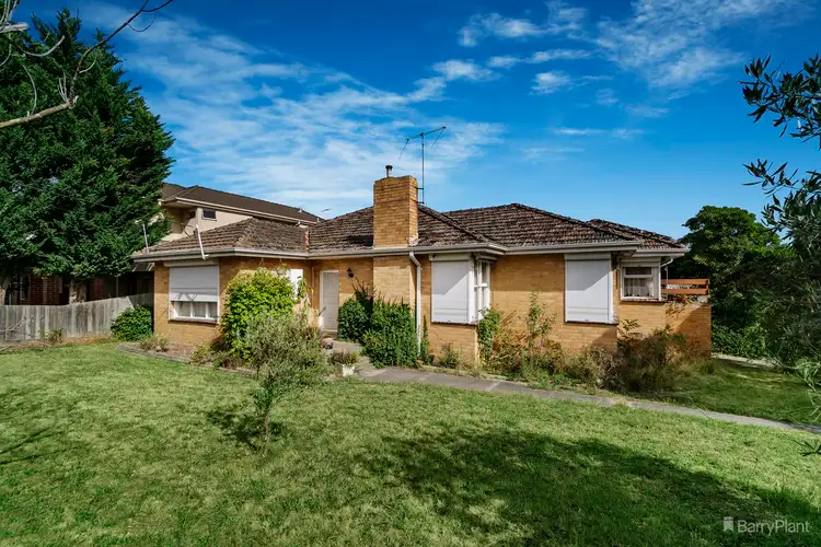 12 Calderwood Street, Bulleen VIC 3105