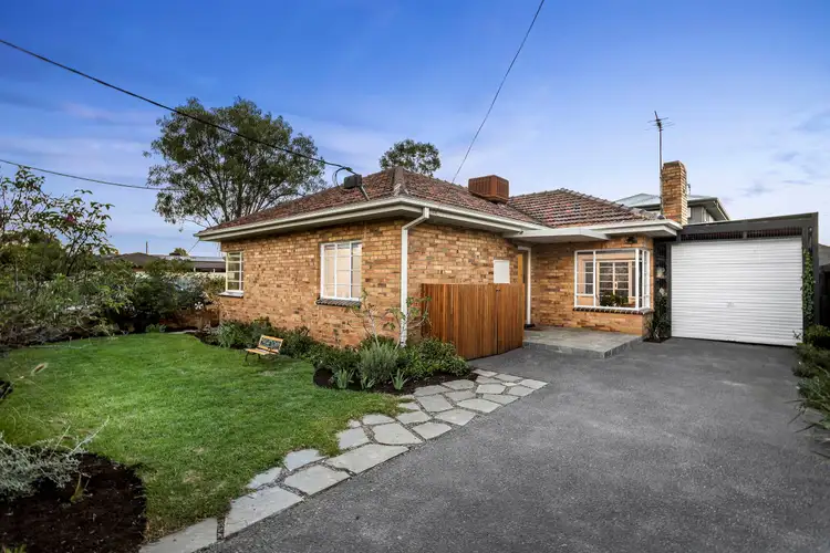 7 Conifer Avenue, Brooklyn VIC 3012