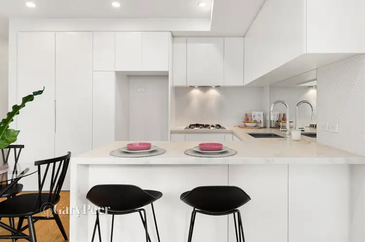 Sixth view of Homely apartment listing, 2/2 Denman Avenue, St Kilda East VIC 3183