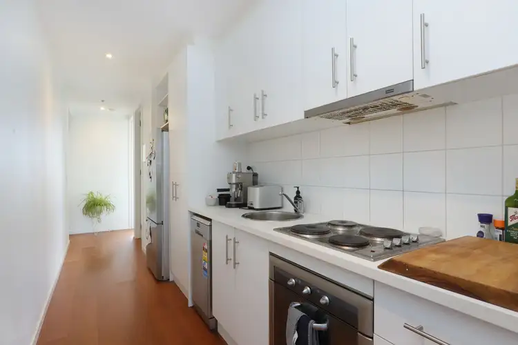Fifth view of Homely apartment listing, 18/8-18 Whitehall Street, Footscray VIC 3011