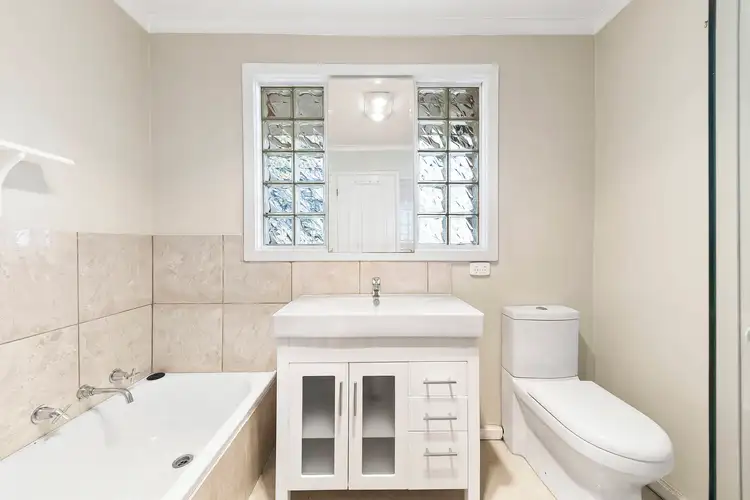 Fourth view of Homely unit listing, 6/8 Wildwood Grove, Ringwood VIC 3134
