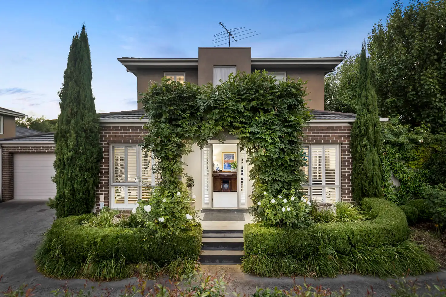 Main view of Homely townhouse listing, 2/18 Cherry Grove, Donvale VIC 3111