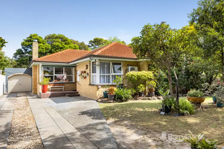 6 Kingswood Drive, Dingley Village VIC 3172