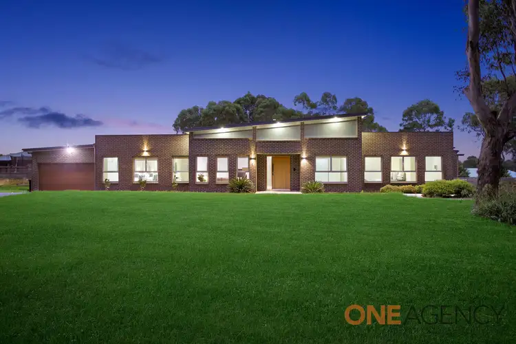 10 Pennard Crescent, Luddenham NSW 2745