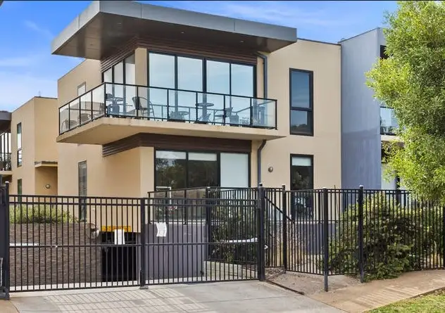 25/1 Chatfield Avenue, Capel Sound VIC 3940