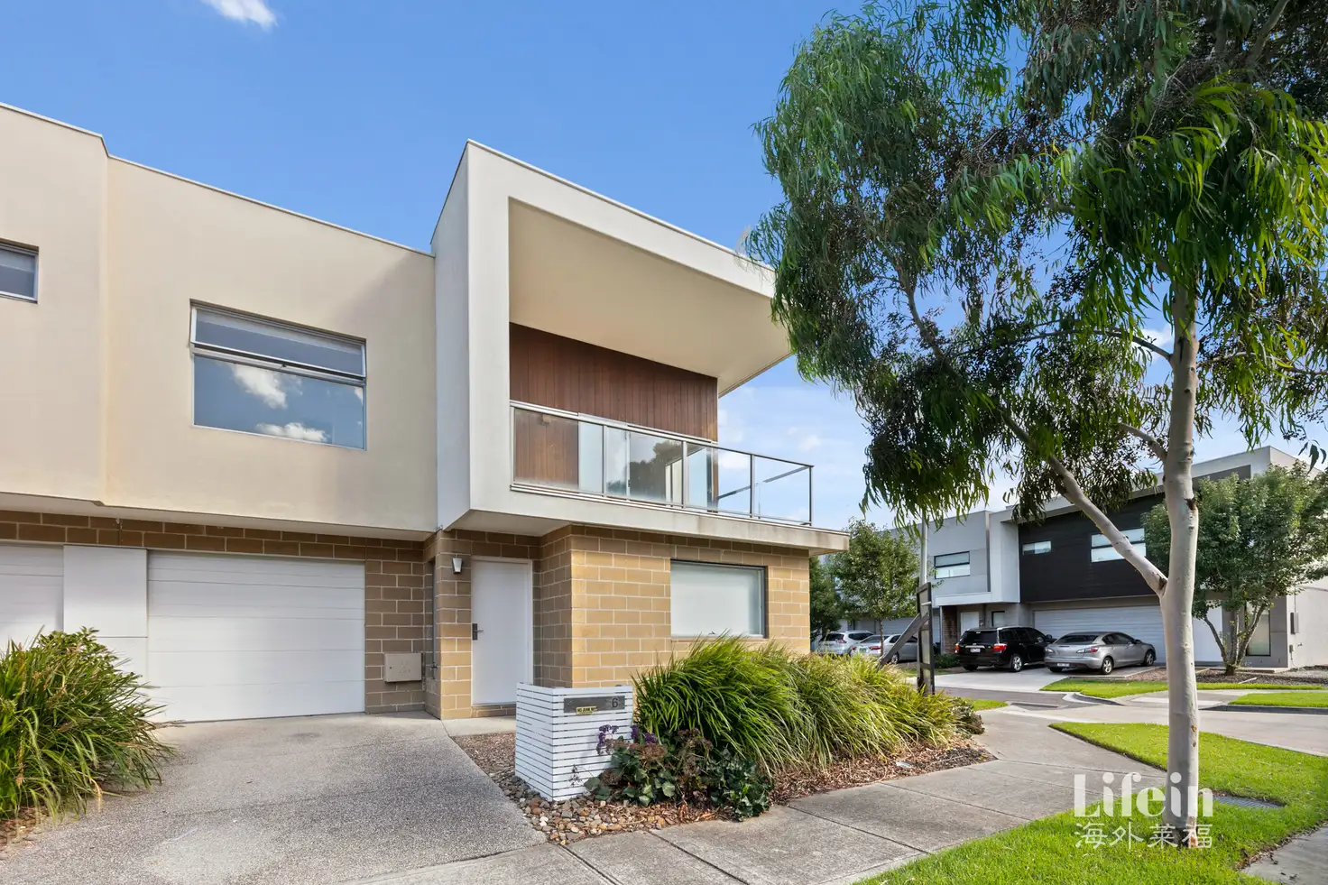 Main view of Homely townhouse listing, 6 Luzon Way, Sunshine West VIC 3020