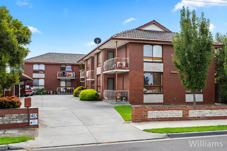 Main view of Homely unit listing, 3/40-42 Hosking Street, Williamstown VIC 3016