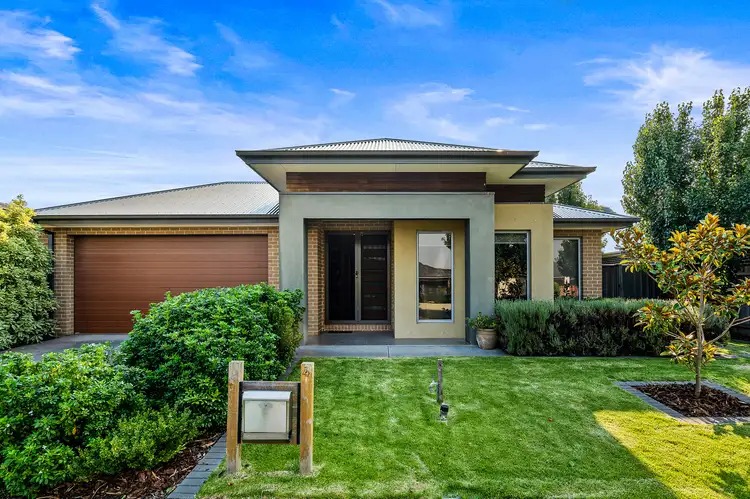 4 Tovey Drive, Gisborne VIC 3437