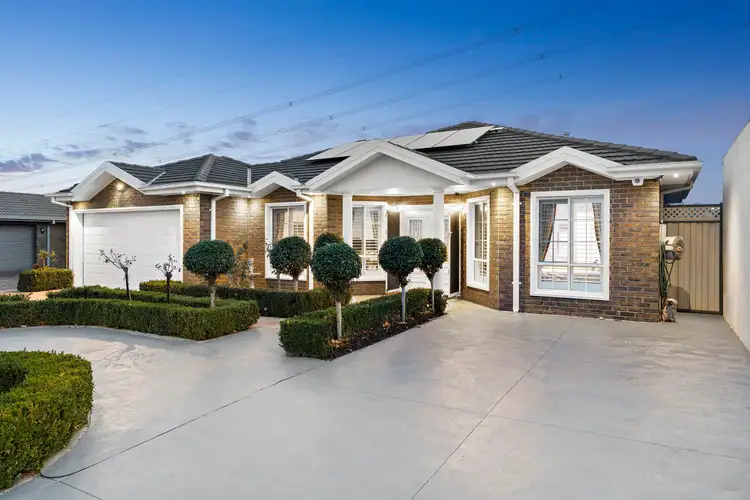 9 Hailey Court, Taylors Lakes VIC 3038