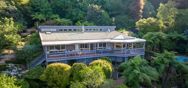 20 Broompark Crescent, Olinda VIC 3788