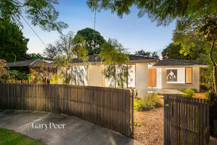 9 Penleigh Court, St Kilda East VIC 3183
