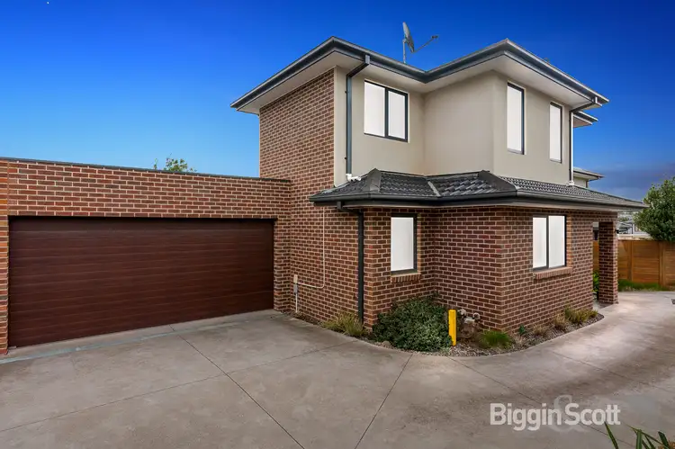 Second view of Homely townhouse listing, 3/5 Yileen Court, Ashwood VIC 3147