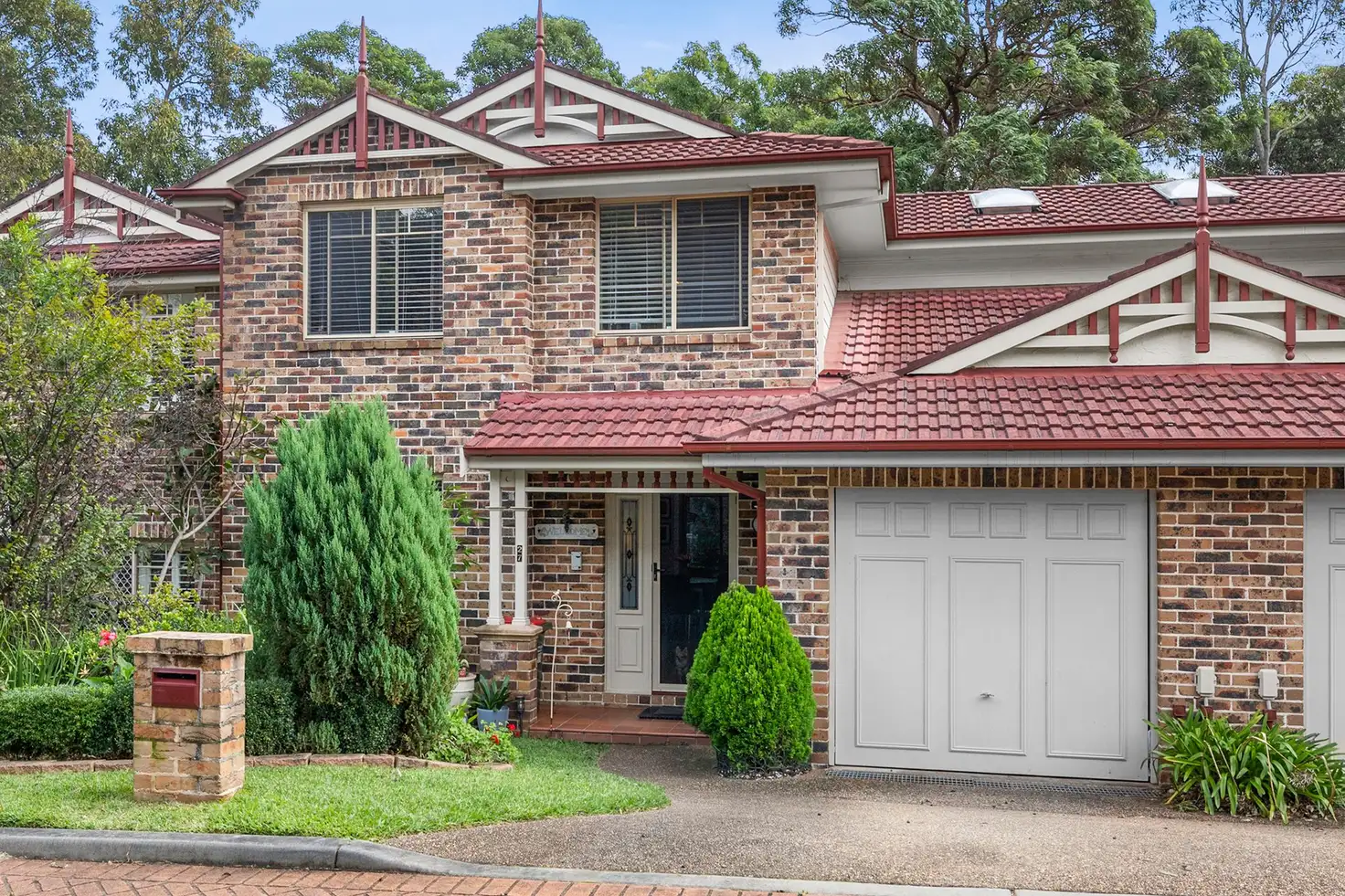 Main view of Homely townhouse listing, 27/1 Mac Mahon Place, Menai NSW 2234