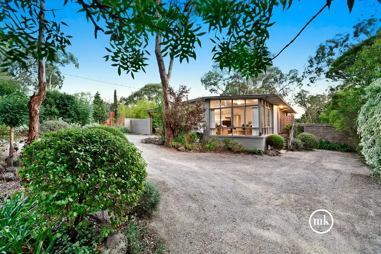 9 Flint Street, Eltham VIC 3095