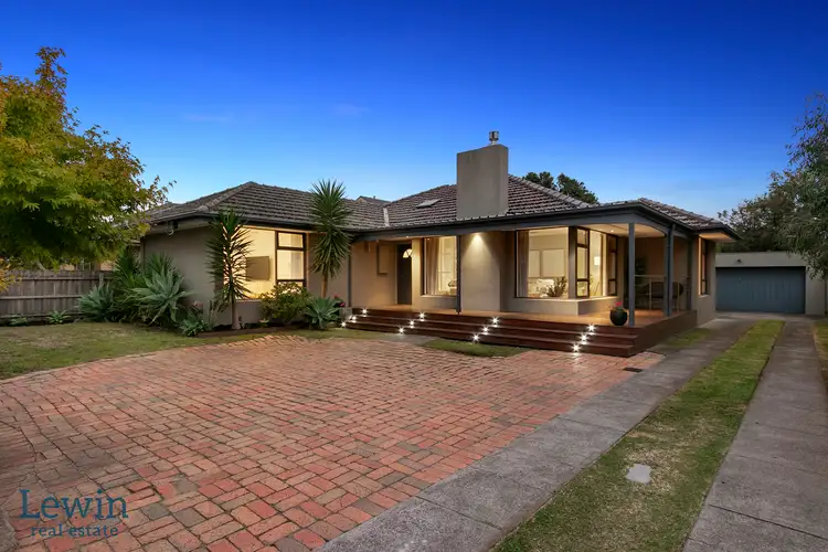 8 Rosewarne Avenue, Cheltenham VIC 3192