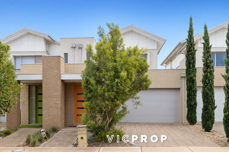 Main view of Homely townhouse listing, 3 Broadbeach Circuit, Sanctuary Lakes VIC 3030
