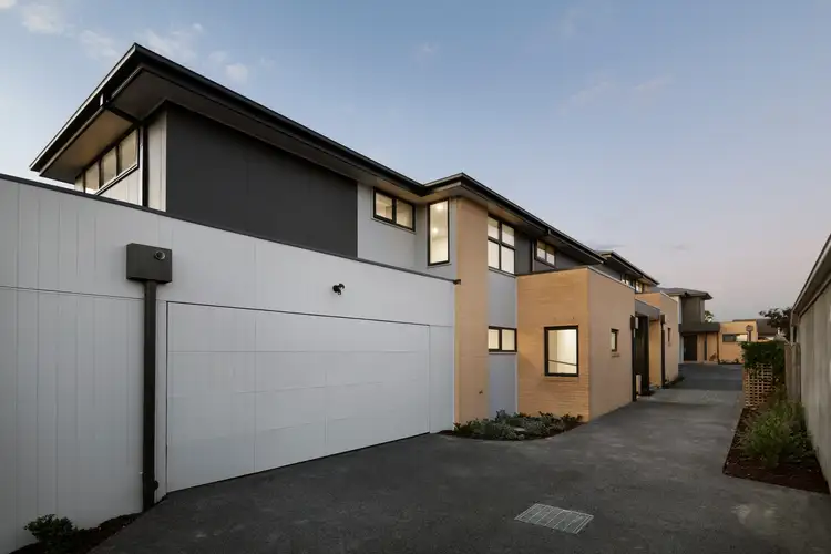 Sixth view of Homely townhouse listing, 2/9 Barkly Street, Mordialloc VIC 3195