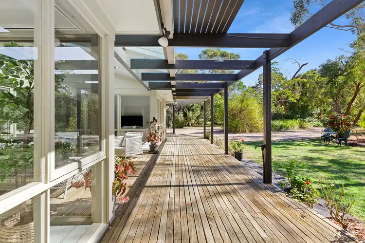 8 Centre Avenue, Bittern VIC 3918