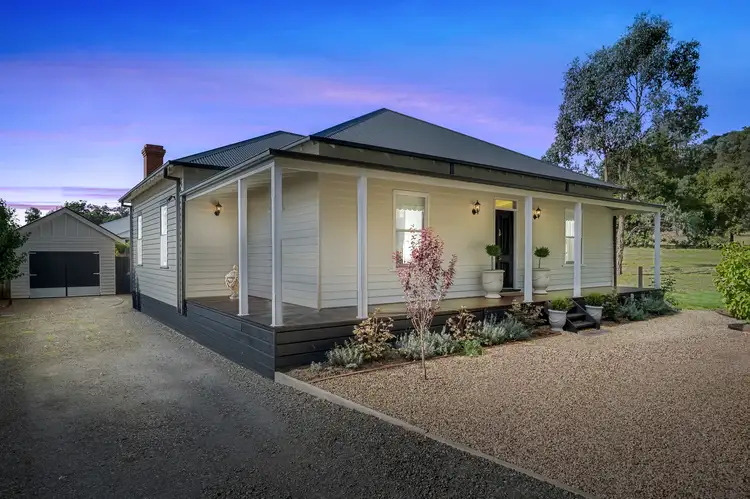 47 South Road, Woodend VIC 3442