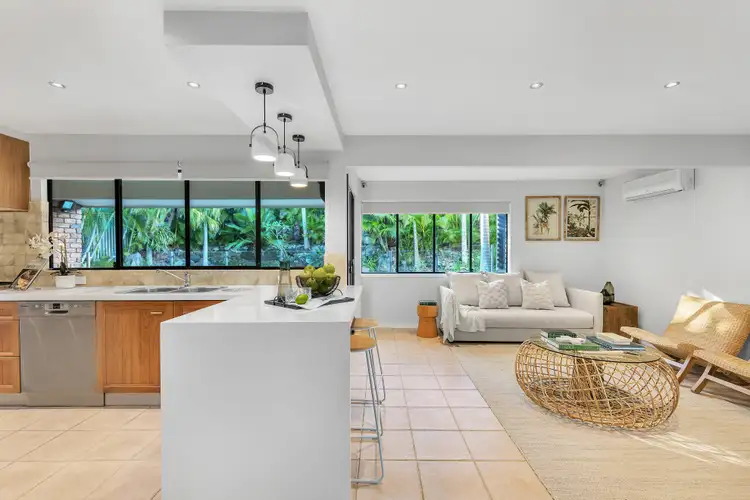 Sixth view of Homely house listing, 2 Riatta Street, Chapel Hill QLD 4069
