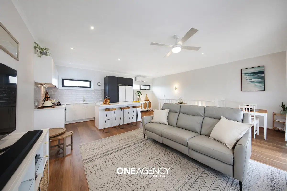 Main view of Homely townhouse listing, 2/282 Nepean Highway, Edithvale VIC 3196