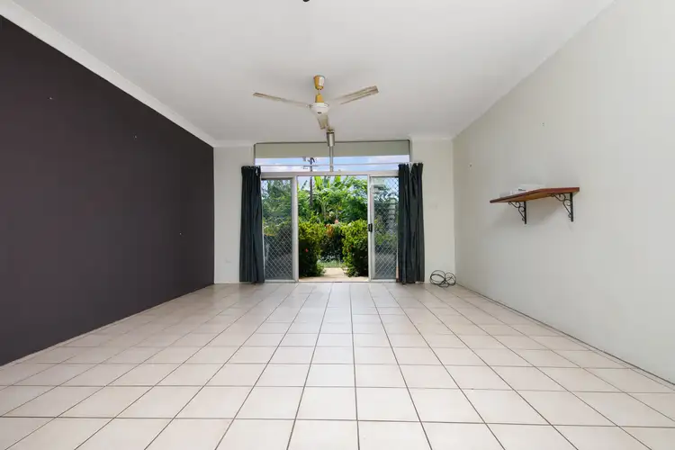 1/16 Floyd Court, Coconut Grove NT 810
