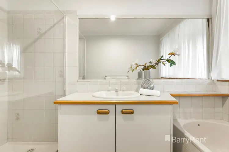 Sixth view of Homely house listing, 8 Wheatland Crescent, Dingley Village VIC 3172