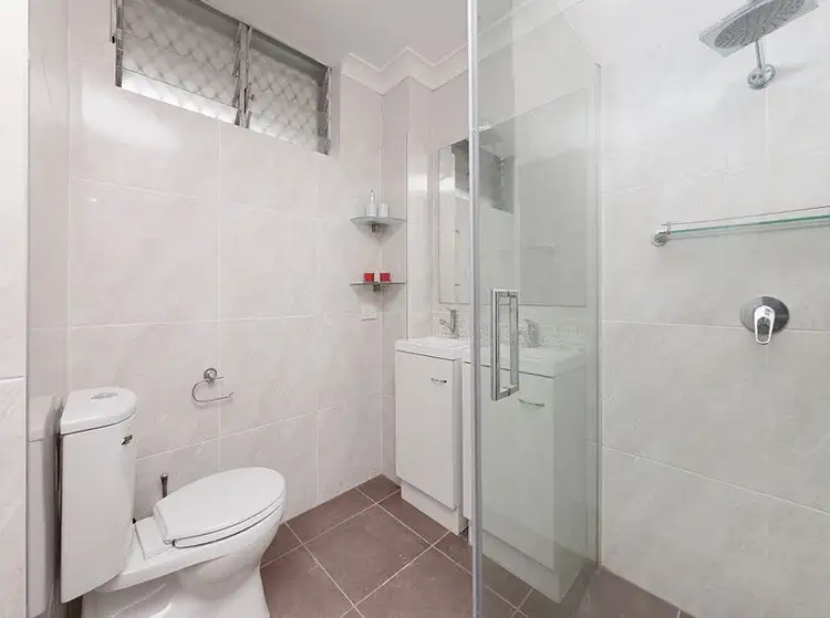 Fifth view of Homely unit listing, 2/39 Waverley Road, Taringa QLD 4068