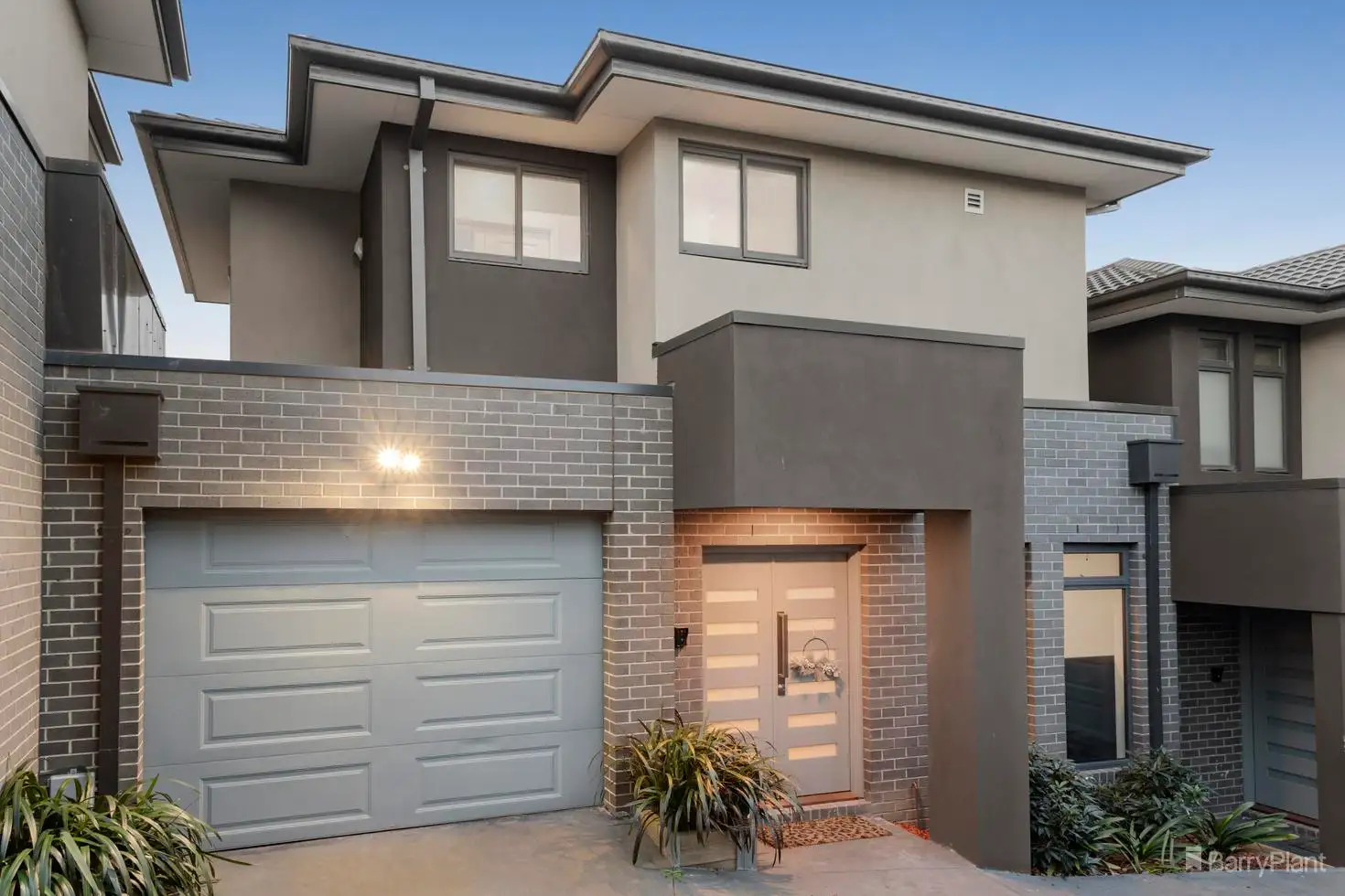 Main view of Homely townhouse listing, 2/20 Corella Street, Doncaster VIC 3108