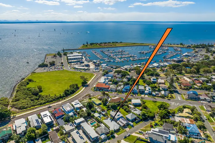 71 Fernlea Avenue, Scarborough QLD 4020