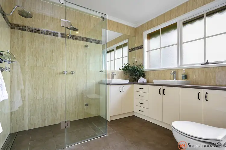 Sixth view of Homely house listing, 1 Cambridge Close, Croydon Hills VIC 3136