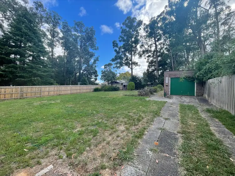 4 Nugent Street, Monbulk VIC 3793