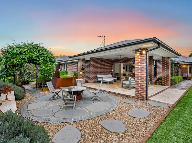 4 Thornton Court, Gisborne VIC 3437